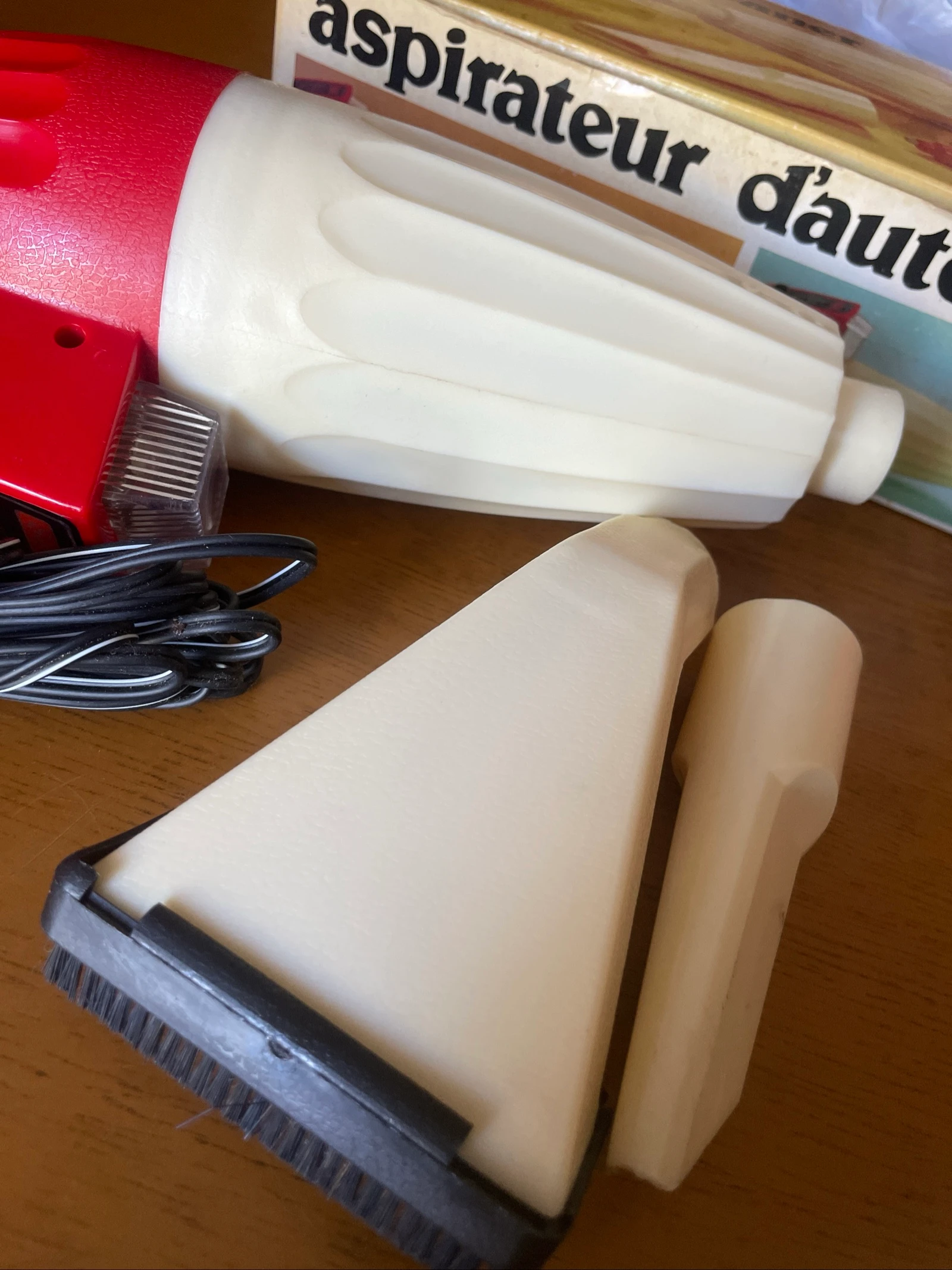 Vintage car vacuum – photo 3